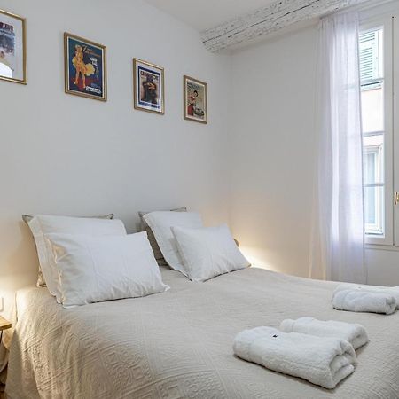 Chez Collette - Luxury In The Old Nisa Exterior foto
