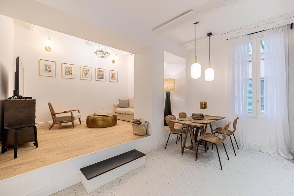 Chez Collette - Luxury In The Old Nisa Exterior foto